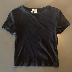 h & m black xs crop top